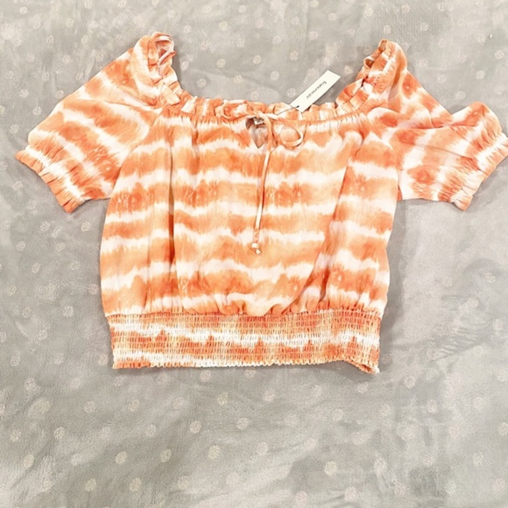 🤍 Francesca Women's XL coral and white top NWT